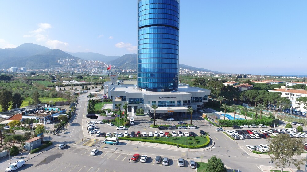 Wyndham Grand Izmir Ozdilek