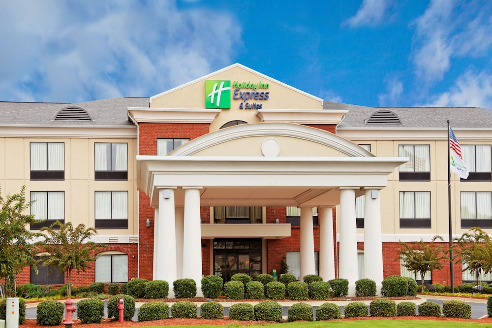 Holiday Inn Express & Suites Tupelo in Tupelo, United States