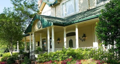 The Sanford House Inn & Spa