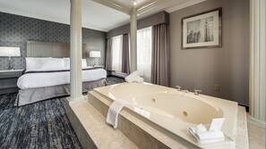 Premium bedding, down duvet, in-room safe, desk