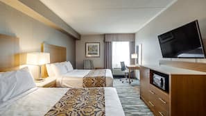 Premium bedding, down duvet, in-room safe, desk