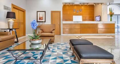 Plaza Inn American Loft