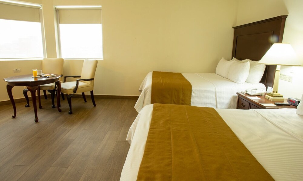 Room, Hotel Plaza Calzada