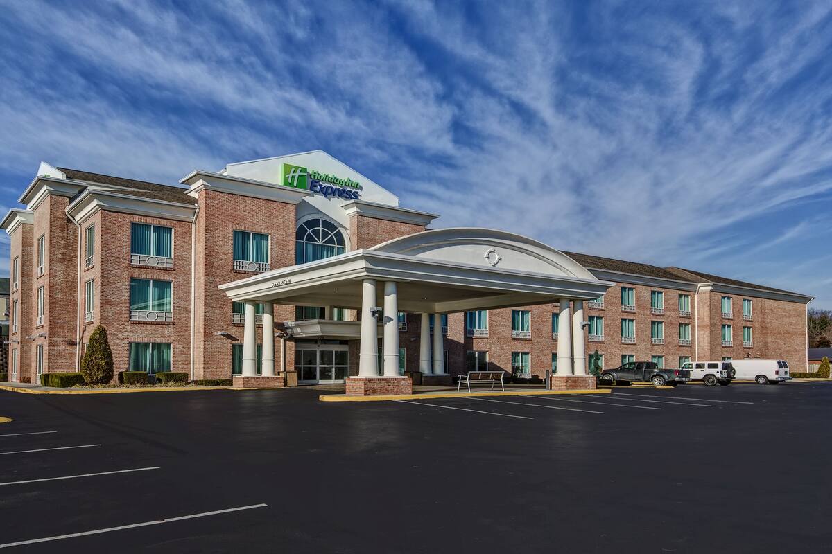 Holiday Inn Express And Suites London In Corbin Ky Expedia