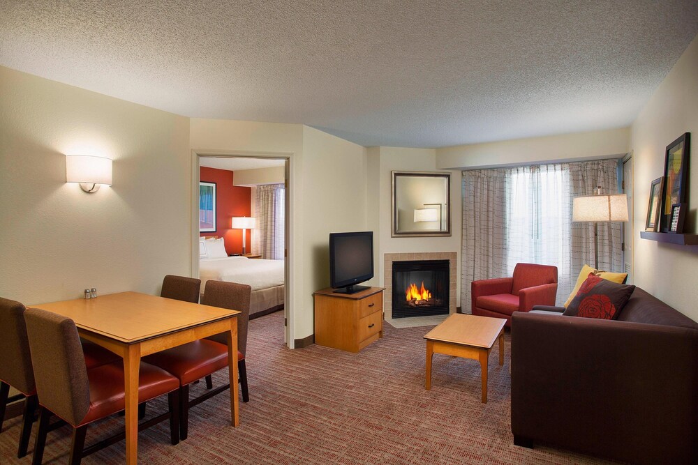 Residence Inn by Marriott Detroit Novi