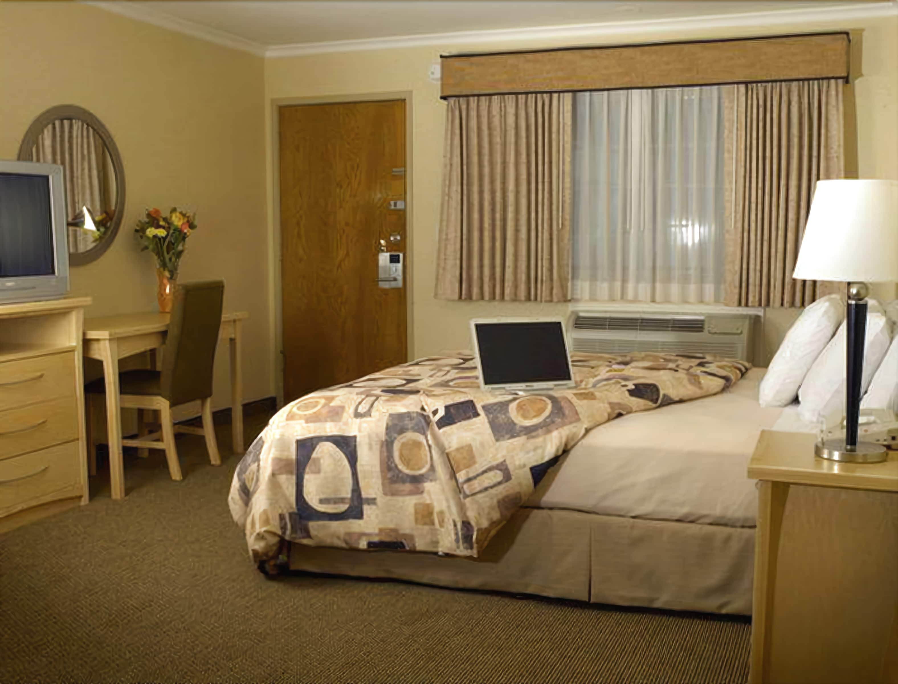 Inn on Broadway