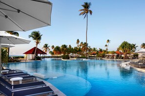3 outdoor pools