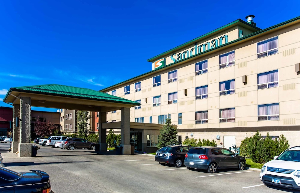 Exterior, Sandman Hotel Calgary Airport