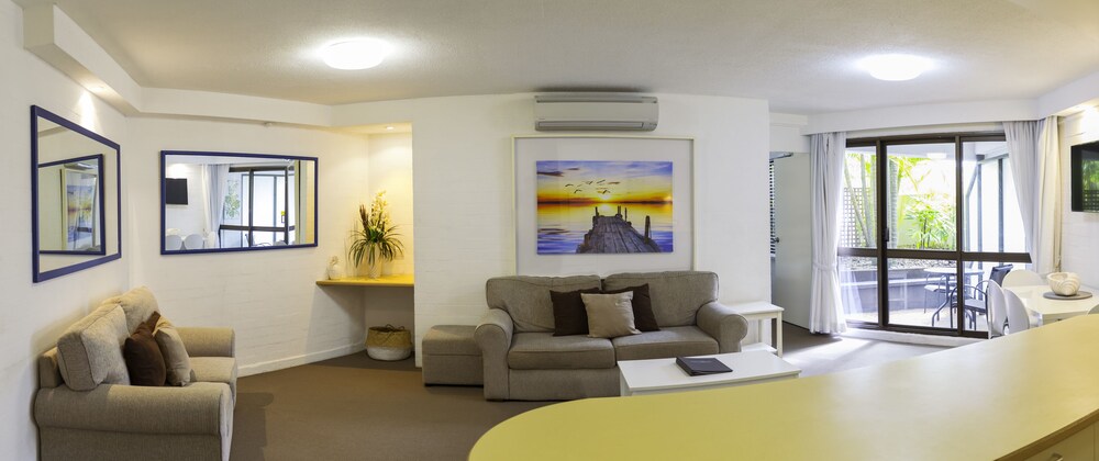Ocean Breeze Resort