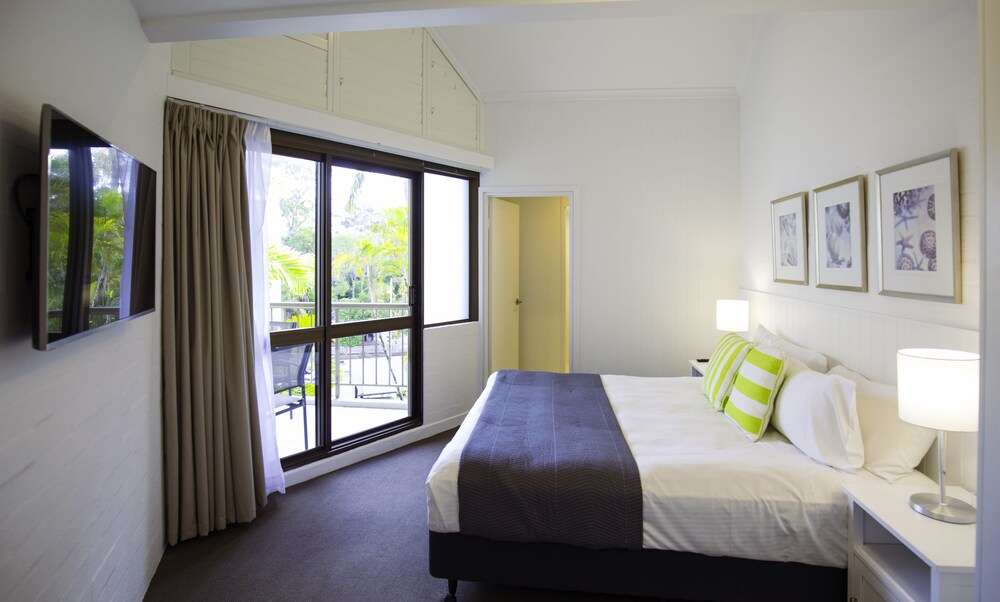 Ocean Breeze Resort