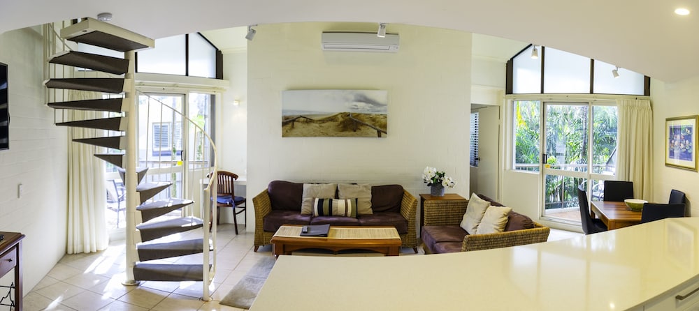 Ocean Breeze Resort