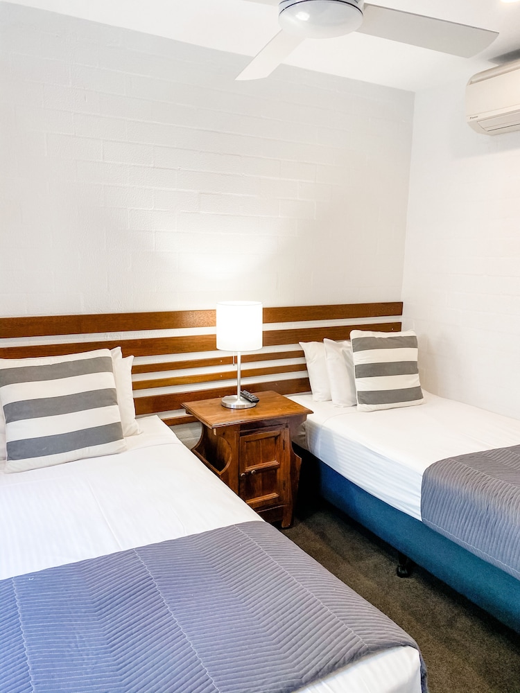 Ocean Breeze Resort