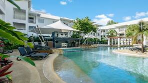 3 outdoor pools