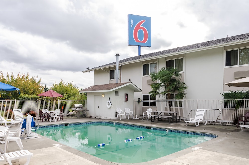 Motel 6 Seattle, WA - Sea-Tac Airport South