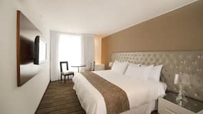 Ropa de cama de alta calidad, edredones de plumas, minibar y caja fuerte