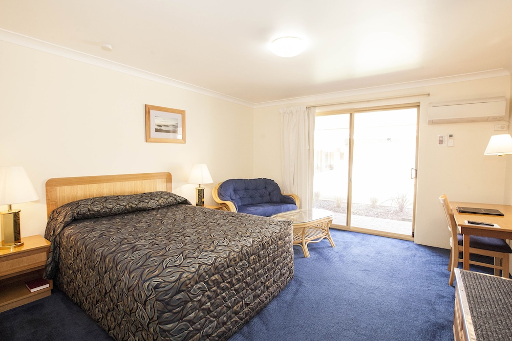 Comfort Inn Bay Of Isles AU141 Deals & Reviews (Esperance, AUS) Wotif