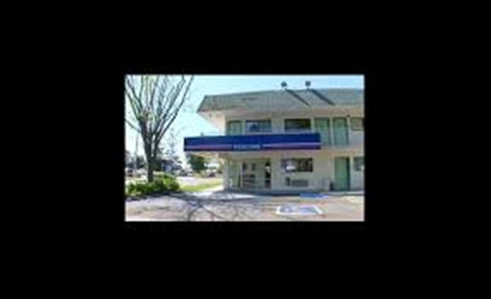 Motel 6 Davis, CA - Sacramento Area