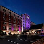 Hotels Near Papa John S Cardinal Stadium Book The Closest Four Points By Sheraton Louisville Airport