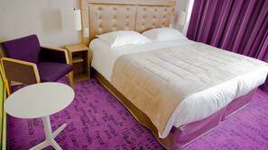 Premium bedding, pillow top beds, minibar, desk