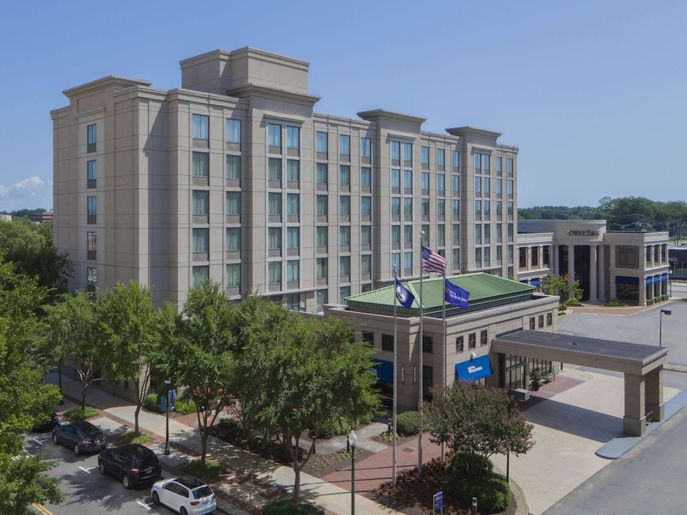 Hilton Garden Inn Virginia Beach Town Center In Norfolk Virginia