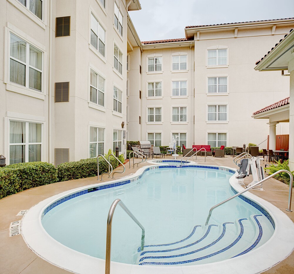 Outdoor pool, Residence Inn by Marriott Houston West University