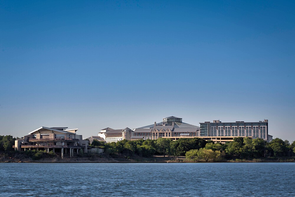 Gaylord Texan Resort & Convention Center