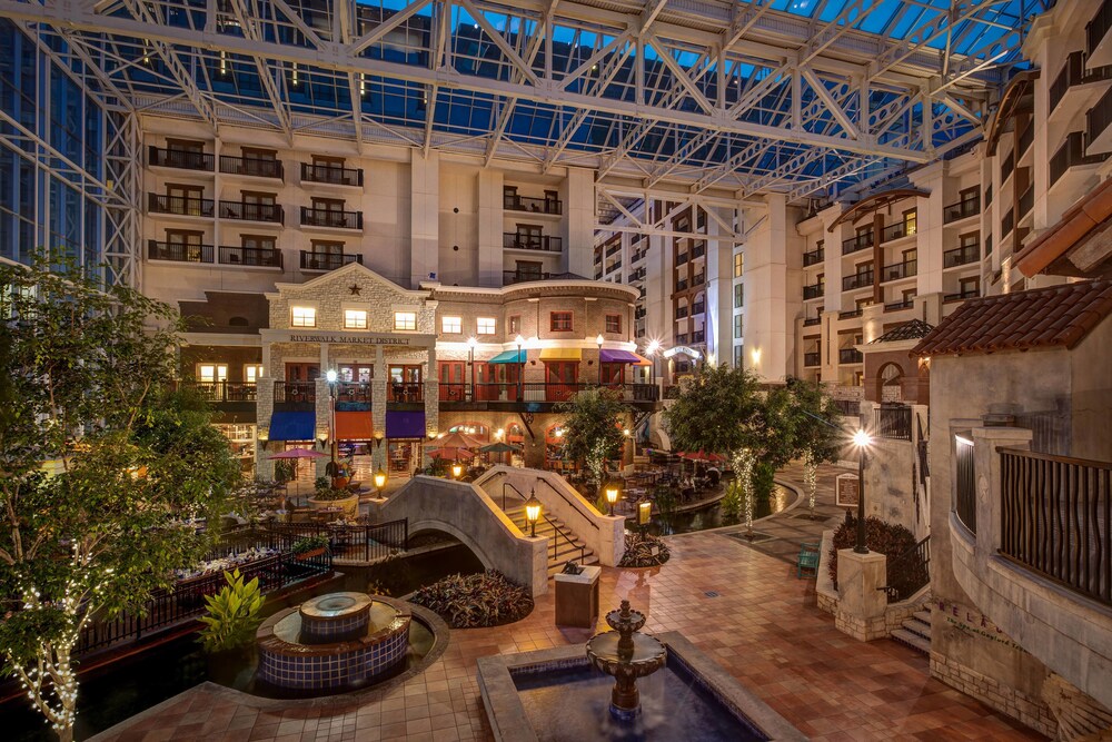 Gaylord Texan Resort & Convention Center