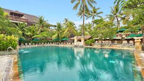 2 outdoor pools, pool umbrellas, sun loungers
