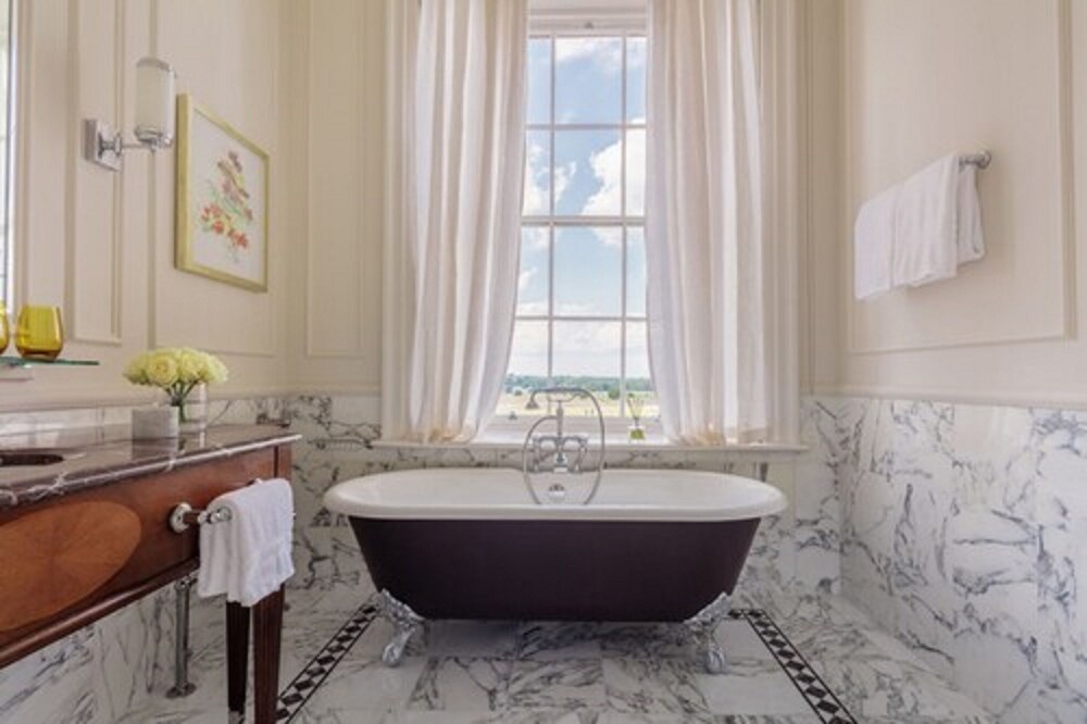 Bathroom, Four Seasons Hotel Hampshire