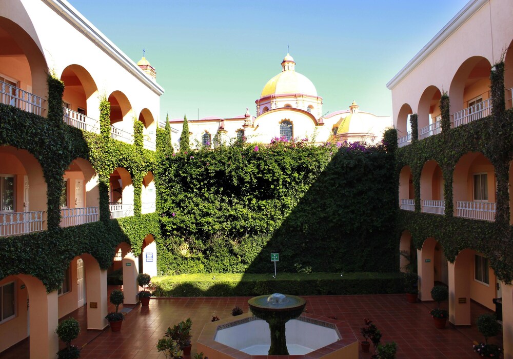 Courtyard, Hotel Misión Orizaba