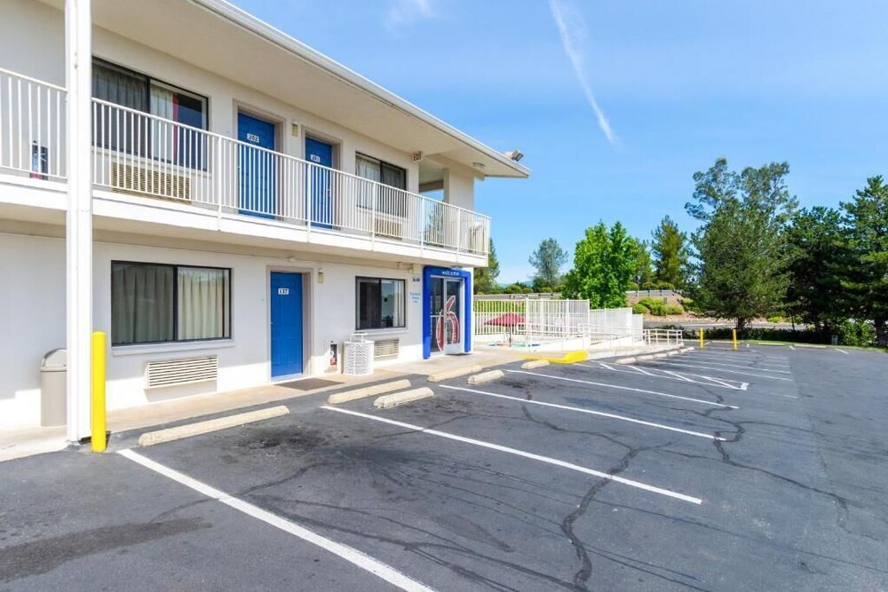 Motel 6 Redding, CA - Central