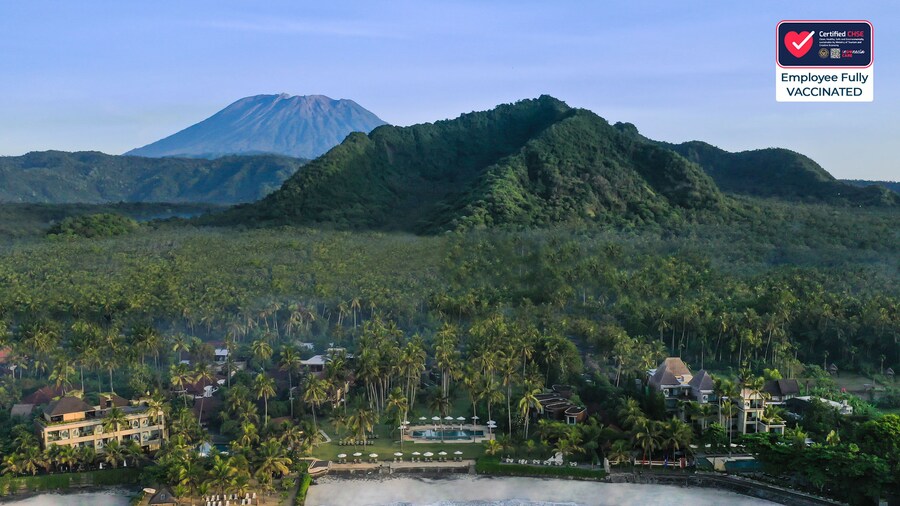 Candi Beach Resort and Spa