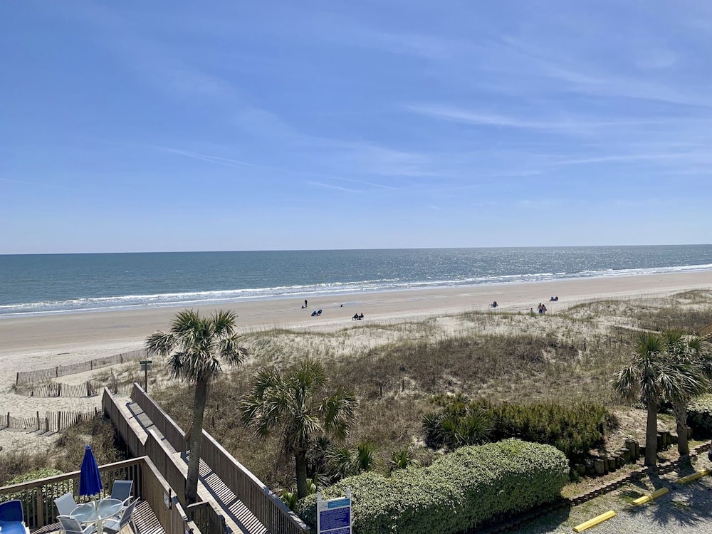 Beach/ocean view, Ocean Isle Inn