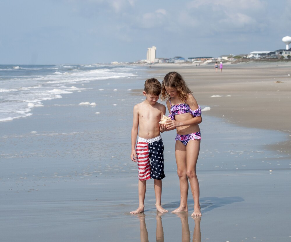 Beach, Ocean Isle Inn