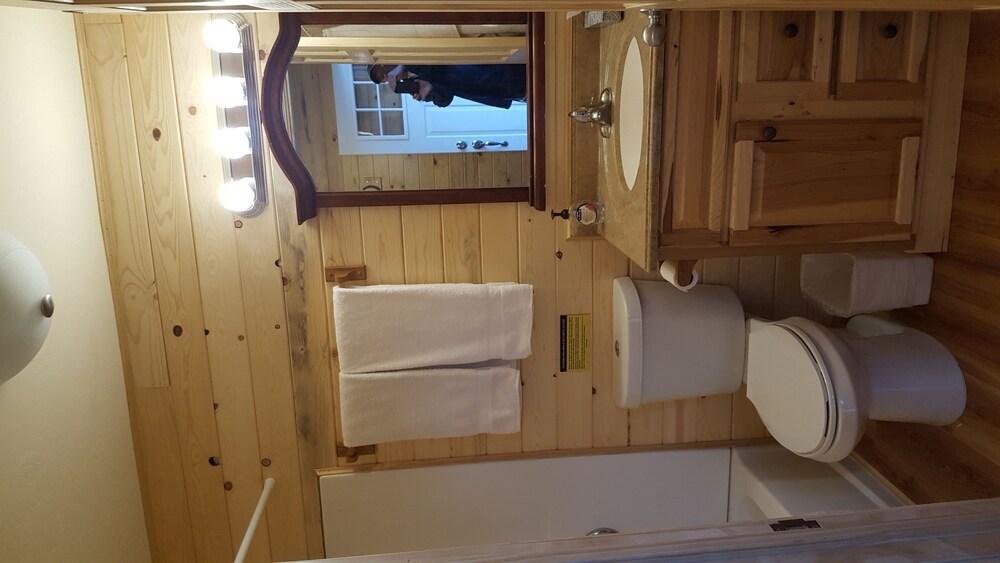 Wild Skies Cabin Rentals in Craig in Craig Best Rates & Deals on Orbitz