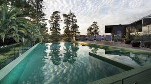 Outdoor pool, open 9:00 AM to 5:00 PM, sun loungers