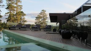 Outdoor pool, open 9:00 AM to 5:00 PM, sun loungers