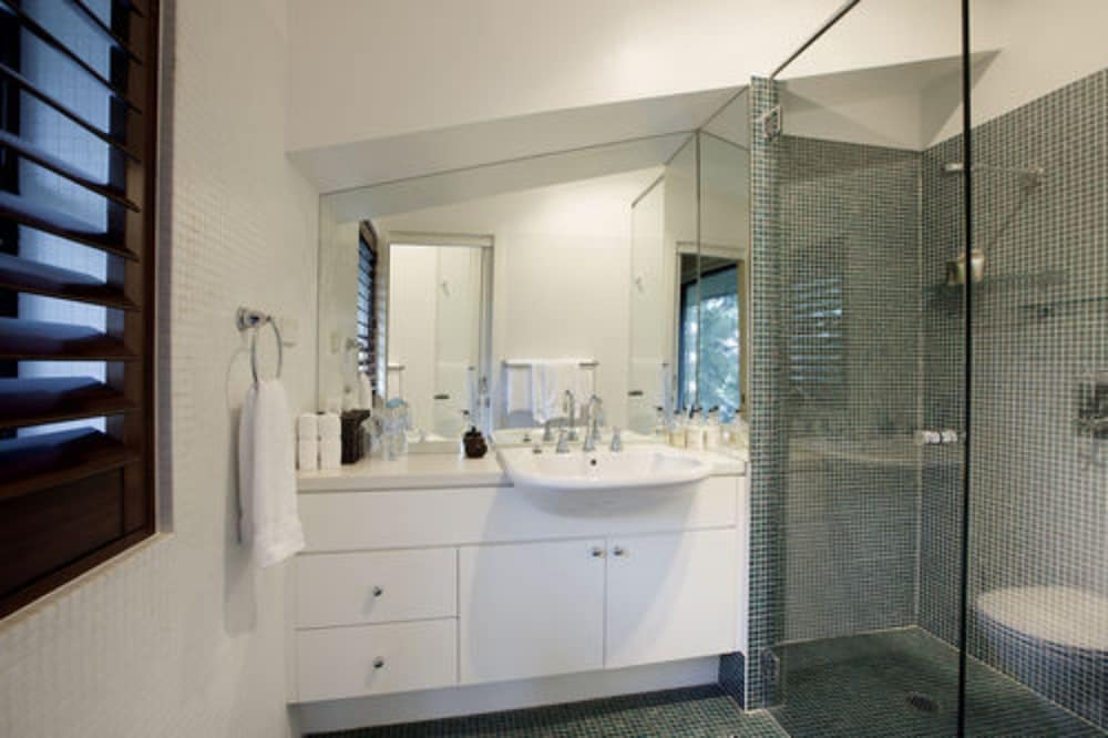 Bathroom, Jamala Wildlife Lodge