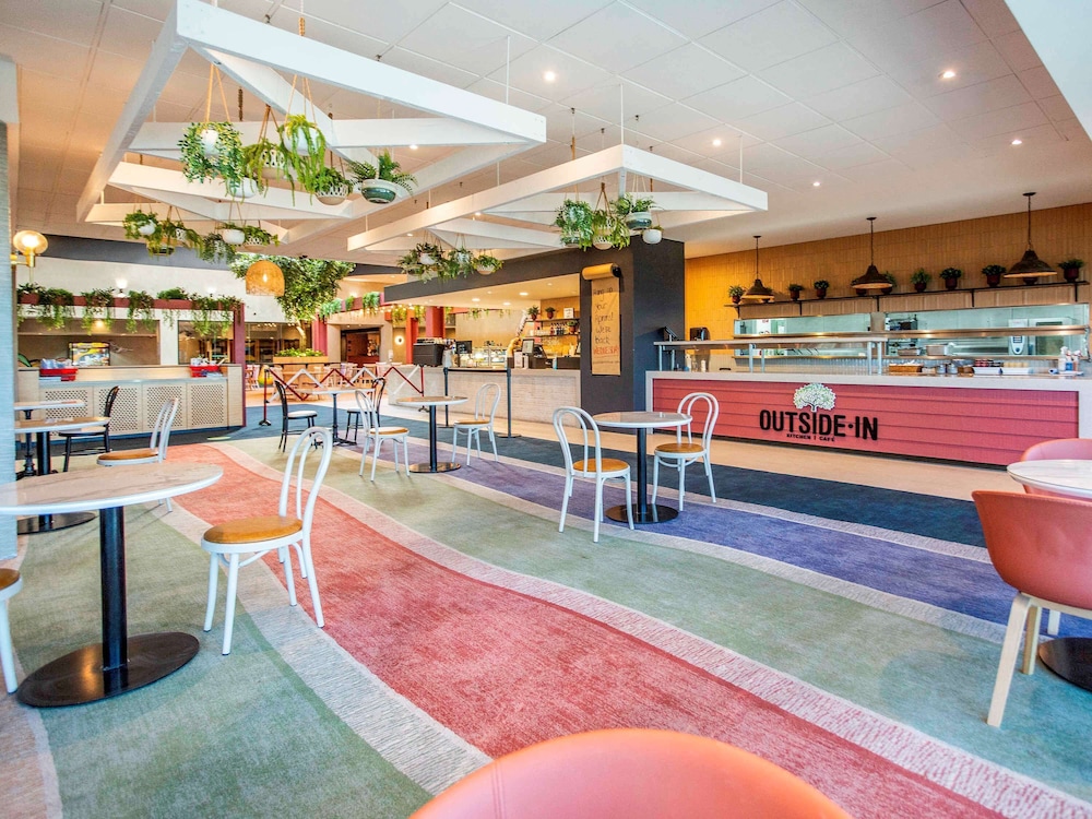 ibis Styles The Entrance