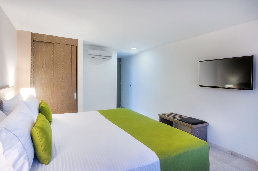 hotel ms ciudad jardin plus in cali