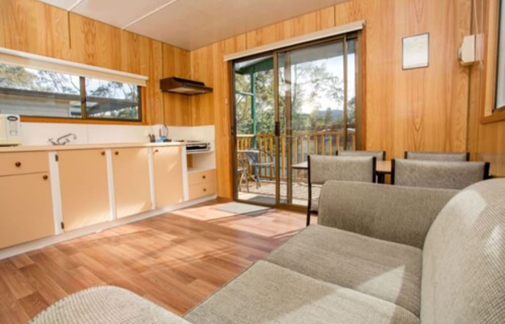 Living area, Discovery Parks – Hobart