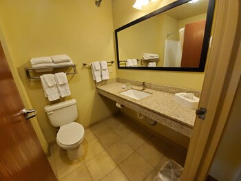 Cobblestone Inn Suites Eaton Greeley 2019 Room Prices - 