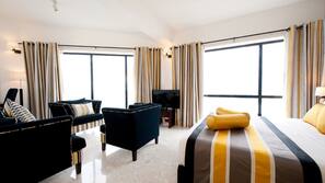 Egyptian cotton sheets, premium bedding, minibar, in-room safe