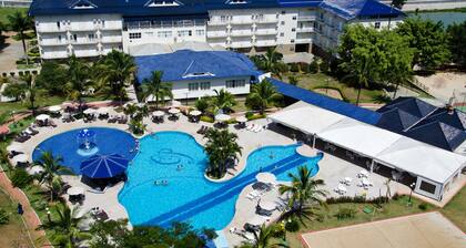 Colonial Plaza Hotel
