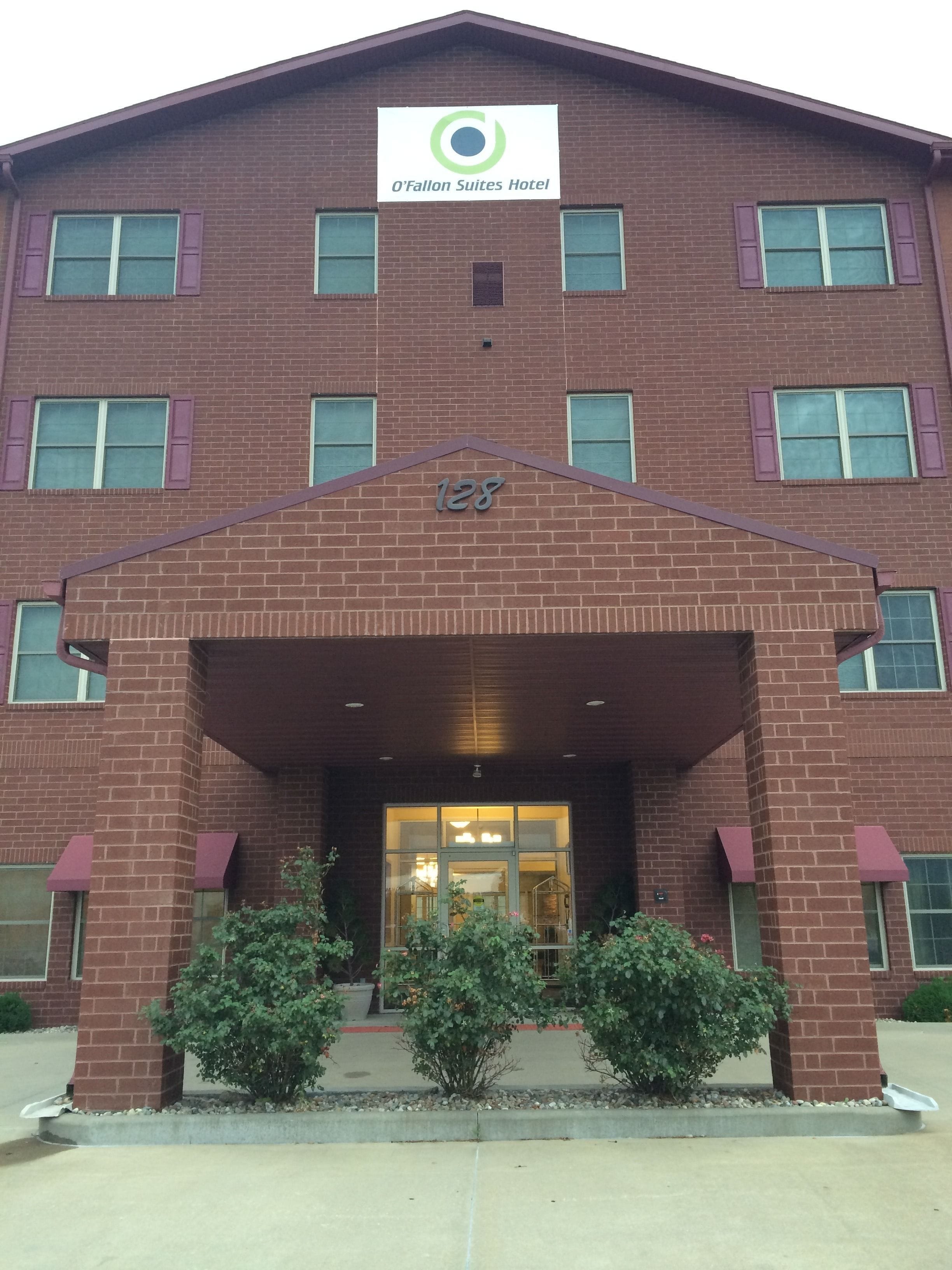 O'Fallon Suites Hotel in Collinsville, United States