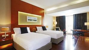 1 bedroom, premium bedding, down duvet, minibar