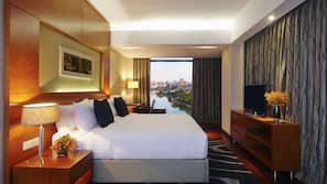 1 bedroom, premium bedding, down duvet, minibar