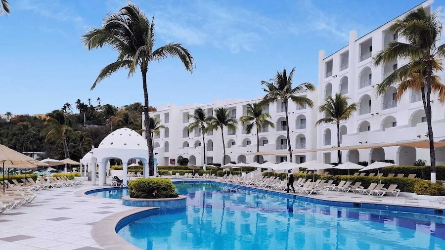Sierra Mar All Inclusive at Tesoro