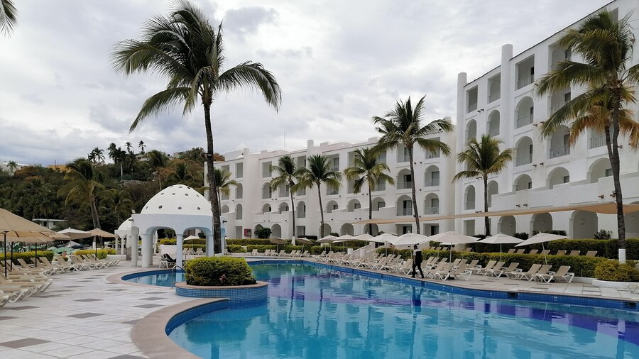 Sierra Mar All Inclusive at Tesoro