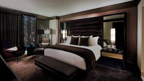 1 bedroom, premium bedding, in-room safe, desk